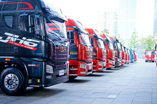 Dernières nouvelles de l'entreprise Les camions les plus vendus en Chine en 2024 sont-ils disponibles dans votre pays?